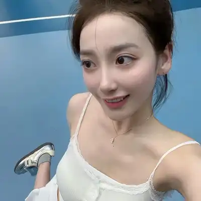 戴民